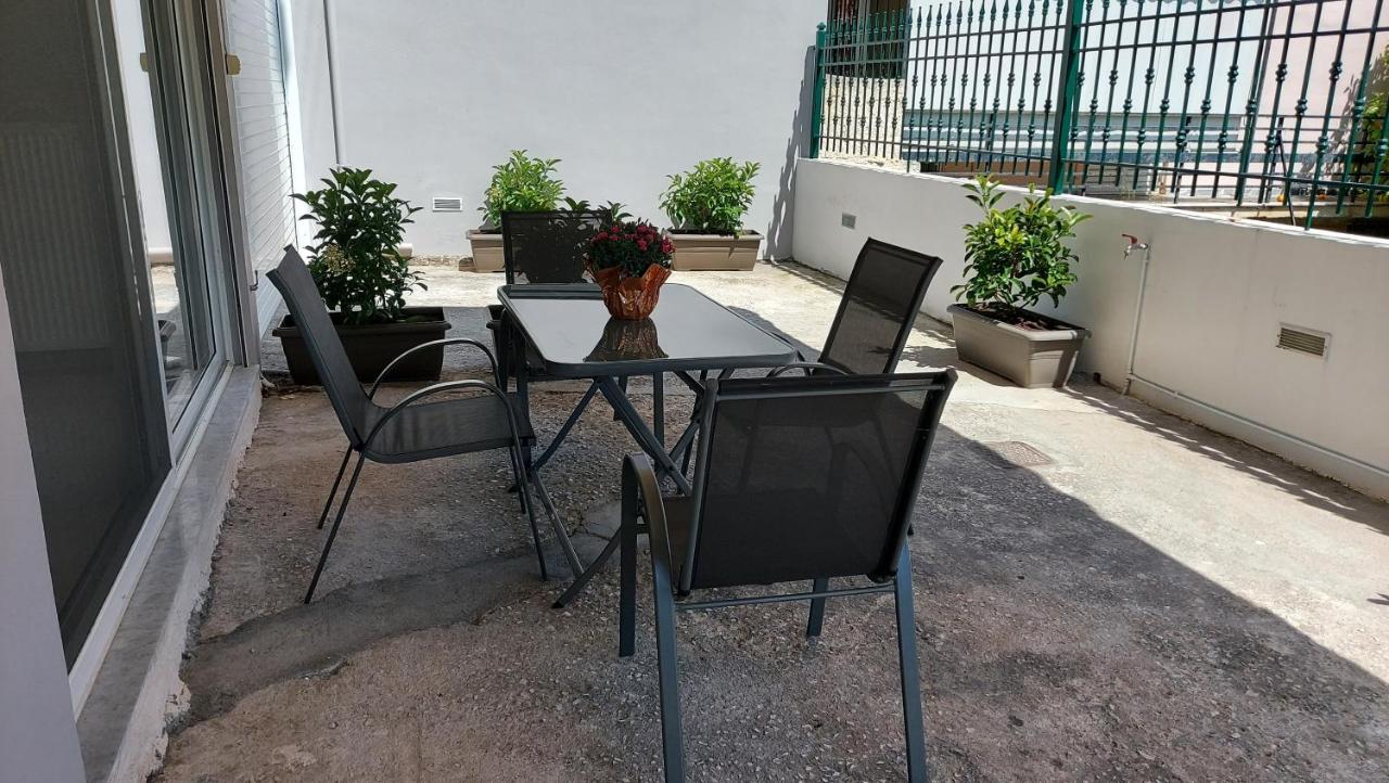 Filoxenia House Near Airport Apartman Vravróna Kültér fotó